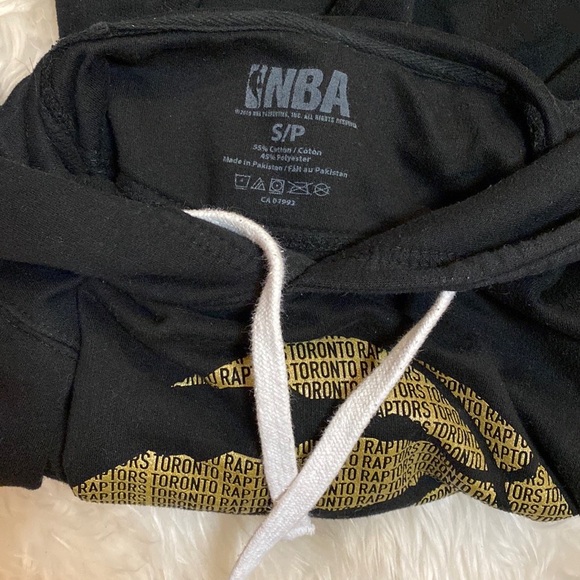 Toronto Raptors NBA Black Hoodie - Picture 3 of 5